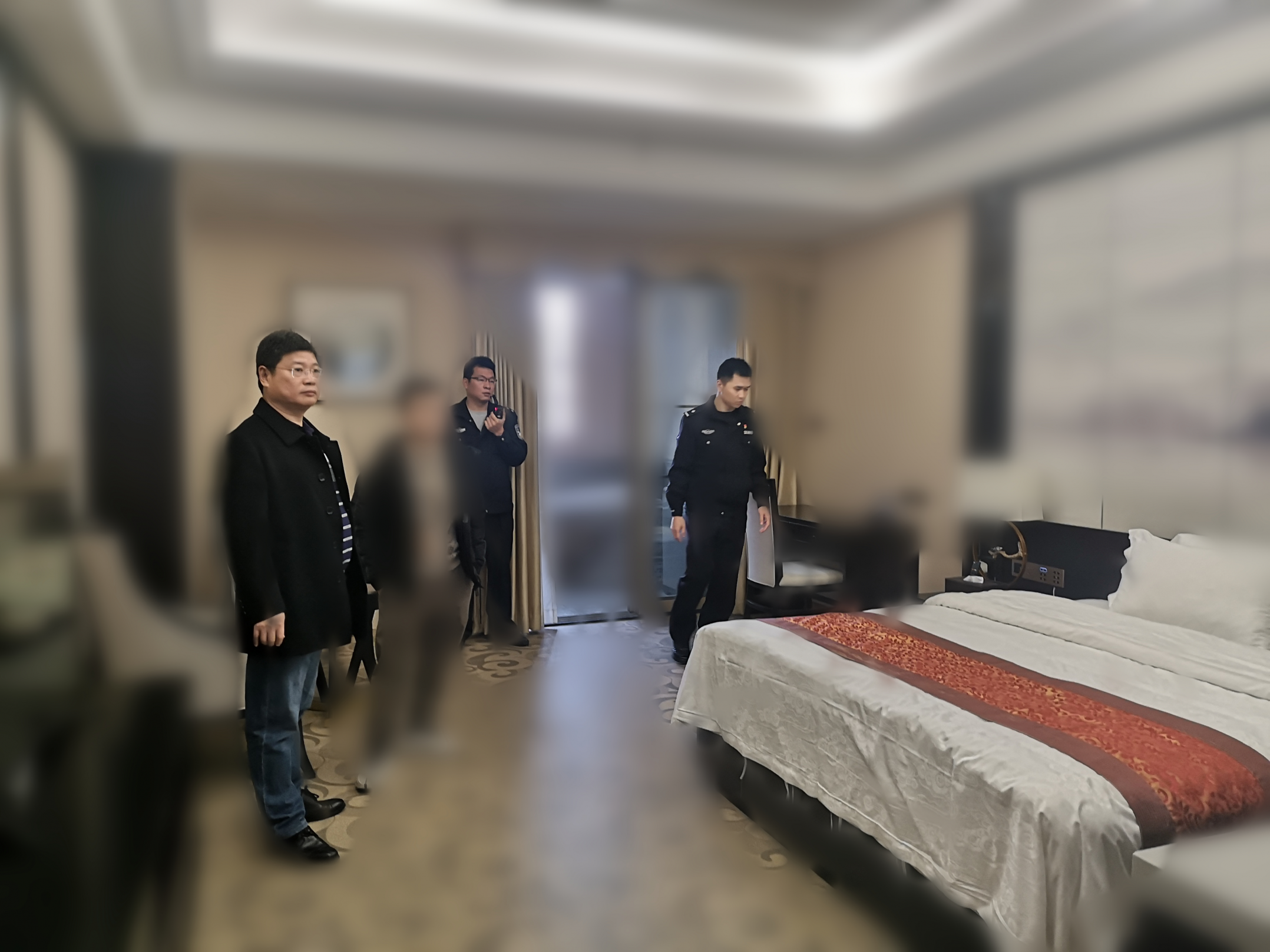 亲历性司法2_副本.jpg